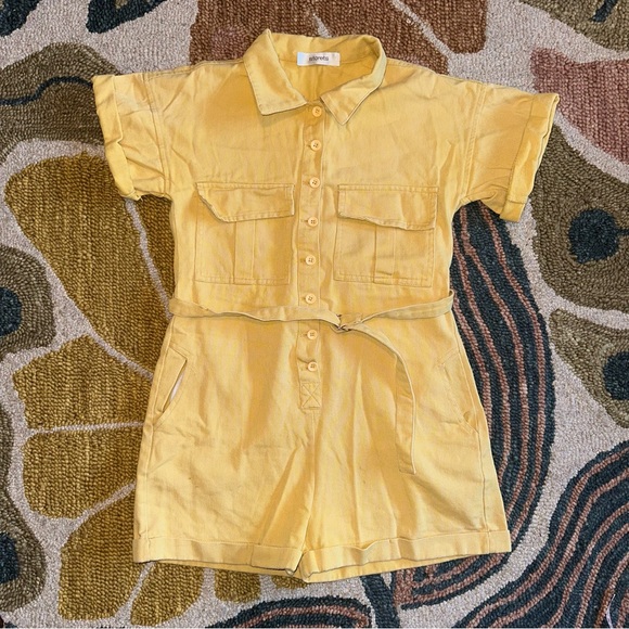 Storets Yellow denim shorts romper/jumpsuit. Utility style. 100% cotton size M - Picture 1 of 7